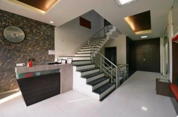 Hotel Liv Inn Jaipur